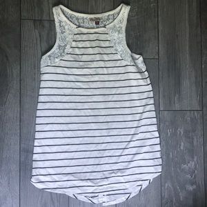 White and black stripe lace trim flowing tank top